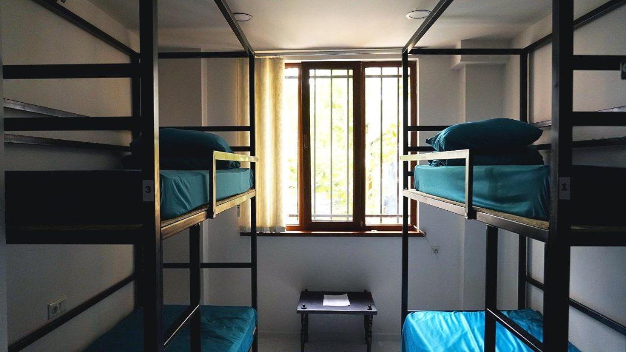 Areva Hostel On Pushkin St. Yerevan Luaran gambar