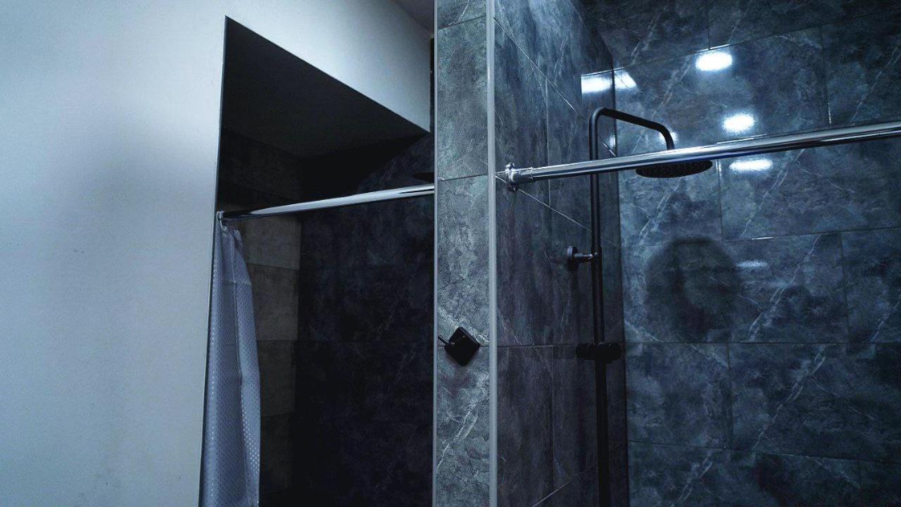 Areva Hostel On Pushkin St. Yerevan Luaran gambar