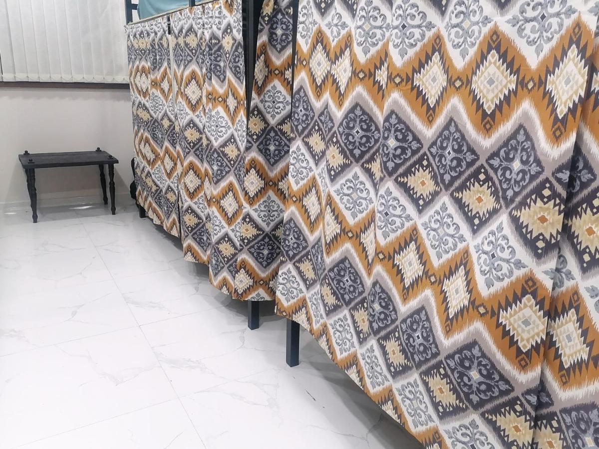 Areva Hostel On Pushkin St. Yerevan Luaran gambar